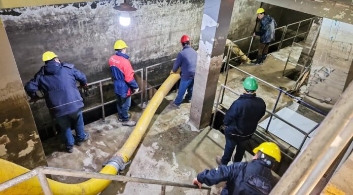 La Cooperativa realizó trabajos de limpieza en los cuencos de la planta de bombeo de efluentes cloacales de Moreno y Carrasco