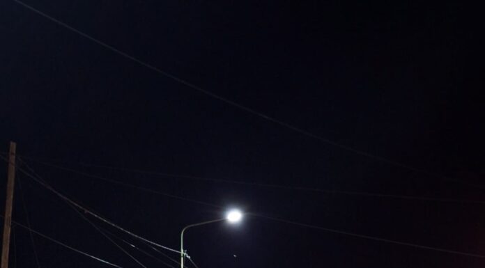 Mejoramiento y extensión del alumbrado público: tres barrios incorporaron tecnología LED