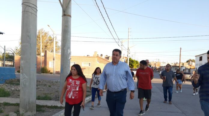 El interventor se reunió con vecinos del barrio Presidente Perón